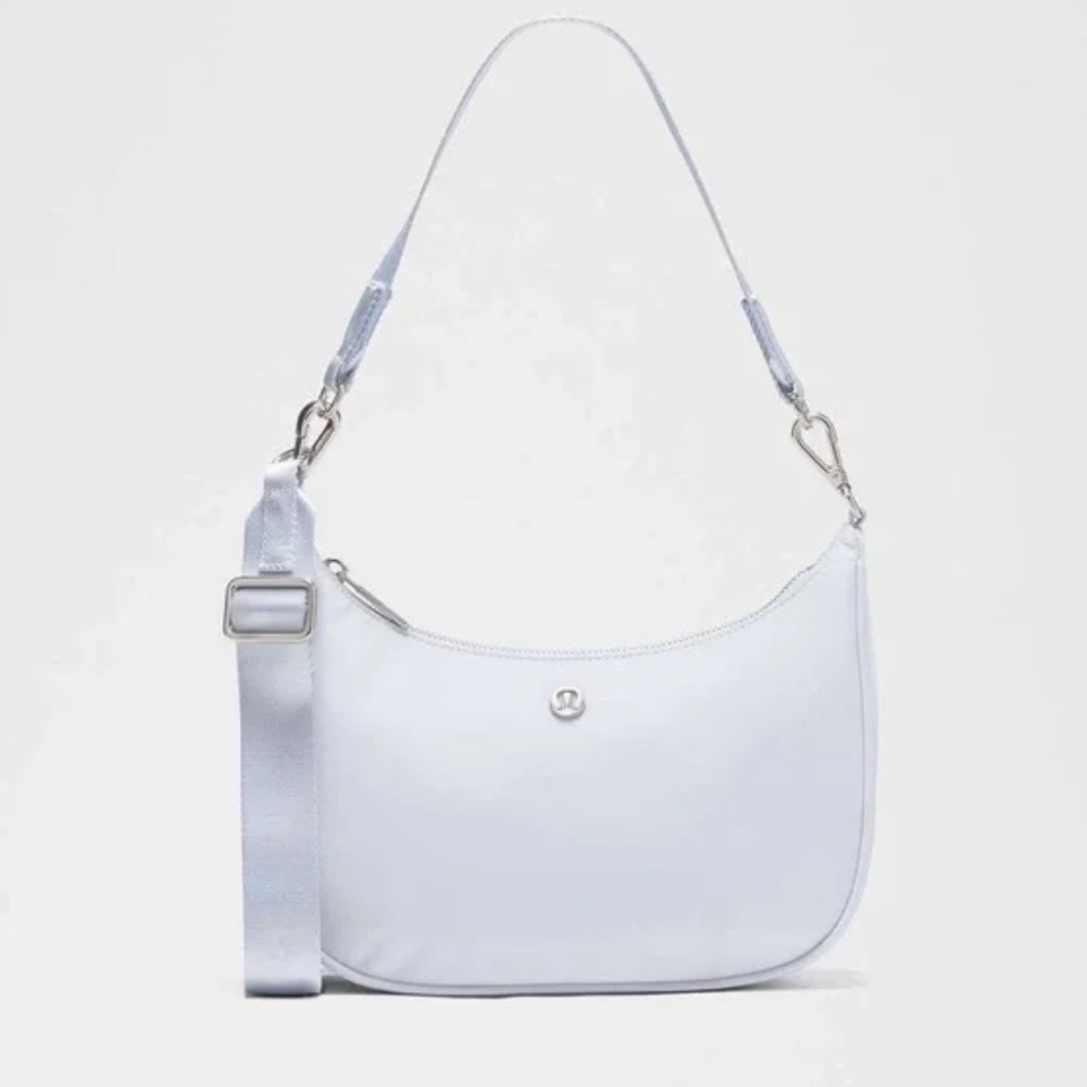 Lululemon -  City Essentials Small Shoulder Bag 3L